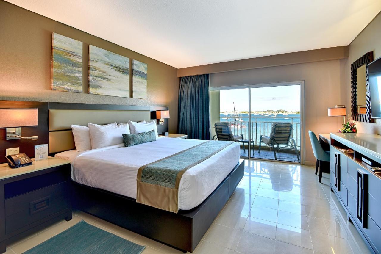 The Villas At Simpson Bay Resort Bagian luar foto