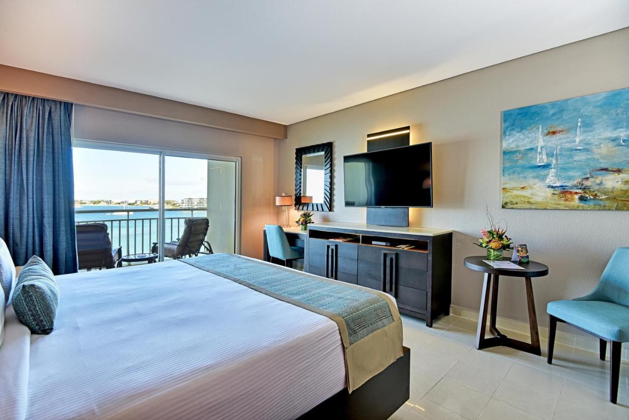 The Villas At Simpson Bay Resort Bagian luar foto